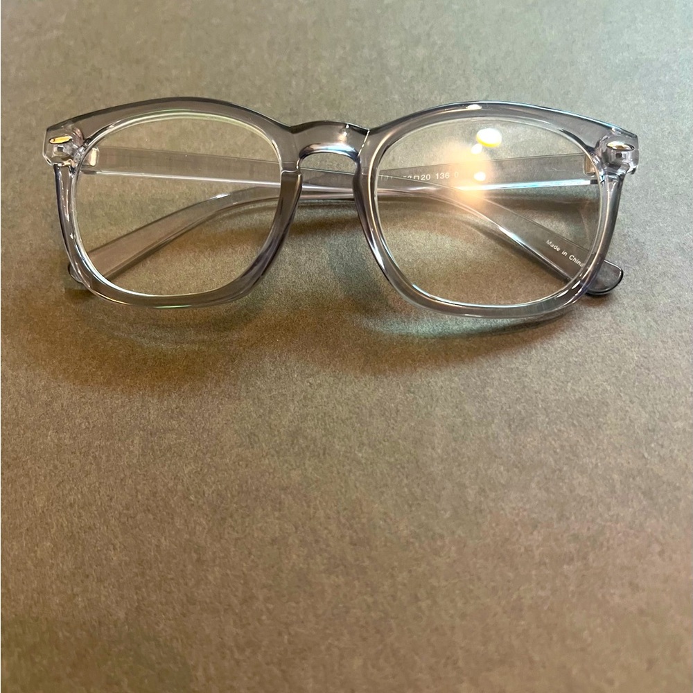 Blue blocker glasses